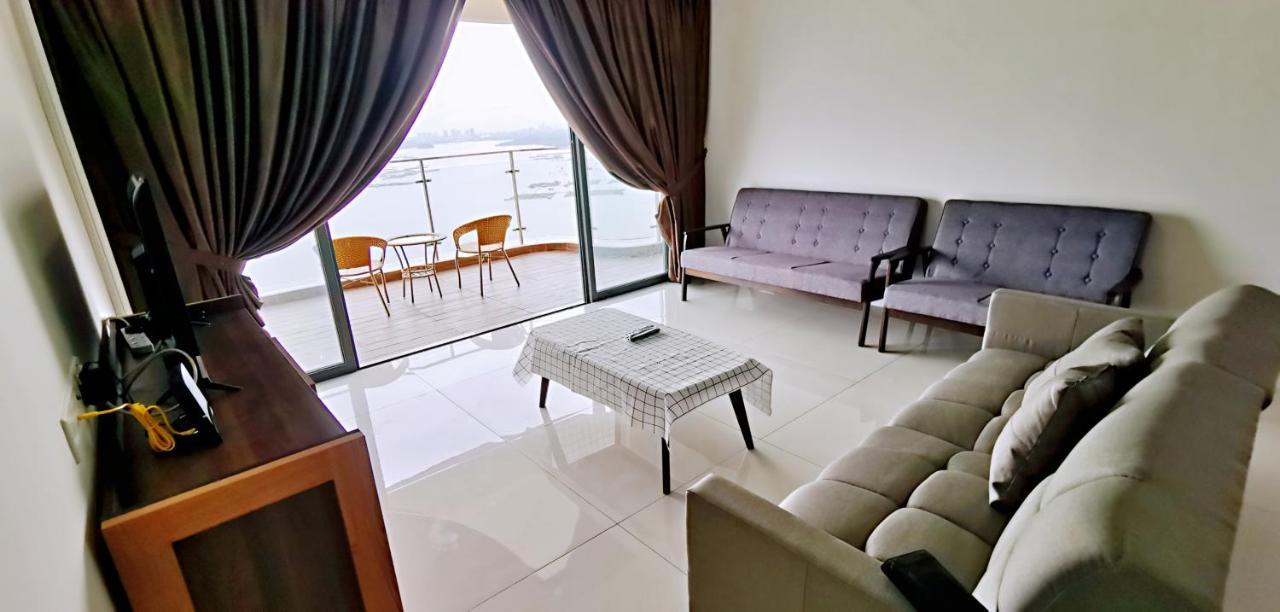 Superb Seaview Royal Strand Danga Bay Country Garden Apartment Johor Bahru Exterior photo